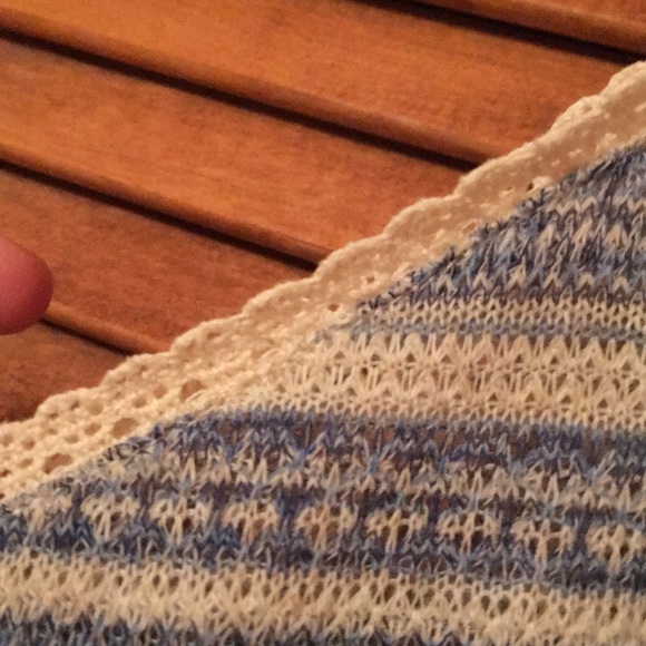 Blue and cream striped tank - Picture 7 of 7